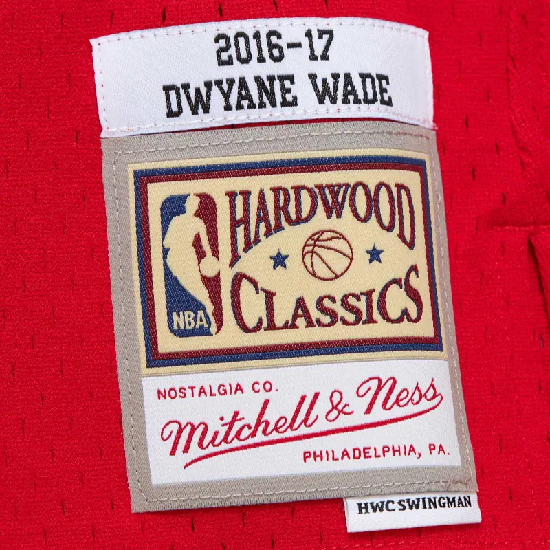 Men's Chicago Bulls Dwyane Wade Red 2016/17 Hardwood Classics Swingman Jersey