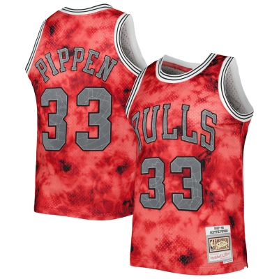 Men's Chicago Bulls Scottie Pippen Red 1997/98 Galaxy Swingman Jersey 01