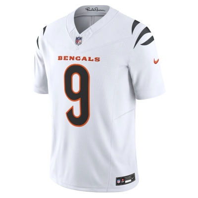 Men's Cincinnati Bengals Joe Burrow White Vapor F.U.S.E. Limited Jersey 02