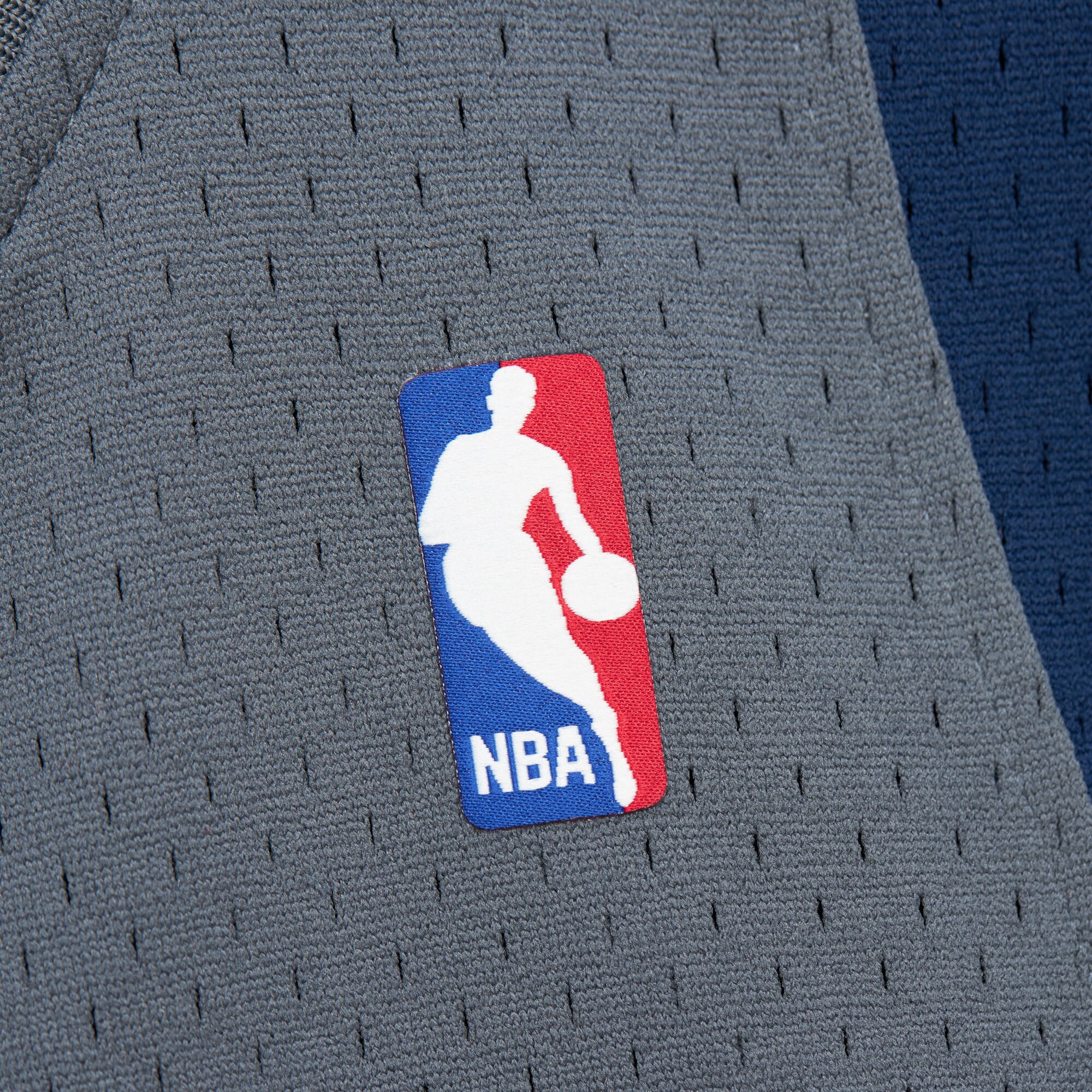 Men's Dallas Mavericks Dirk Nowitzki Gray 2003/04 Hardwood Classics Swingman Jersey