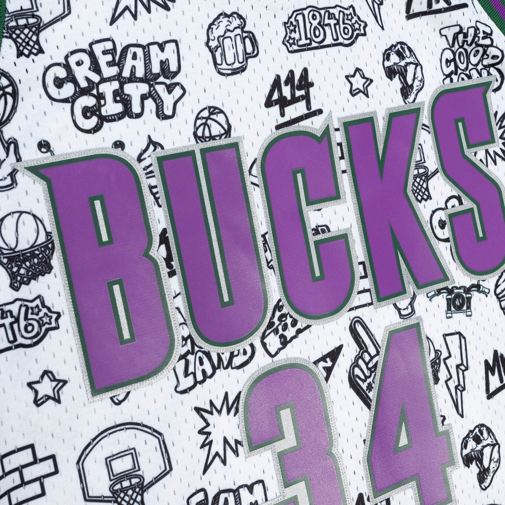 Men's Milwaukee Bucks Ray Allen White 2000/01 Swingman Jersey