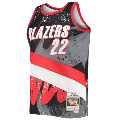 Men's Portland Trail Blazers Clyde Drexler Black Hardwood Classics 1991/92 Hyper Hoops Swingman Jersey 02