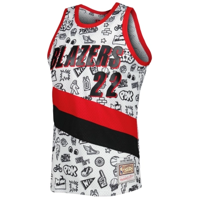 Men's Portland Trail Blazers Clyde Drexler White 1991-92 Hardwood Classics Doodle Swingman Jersey 02