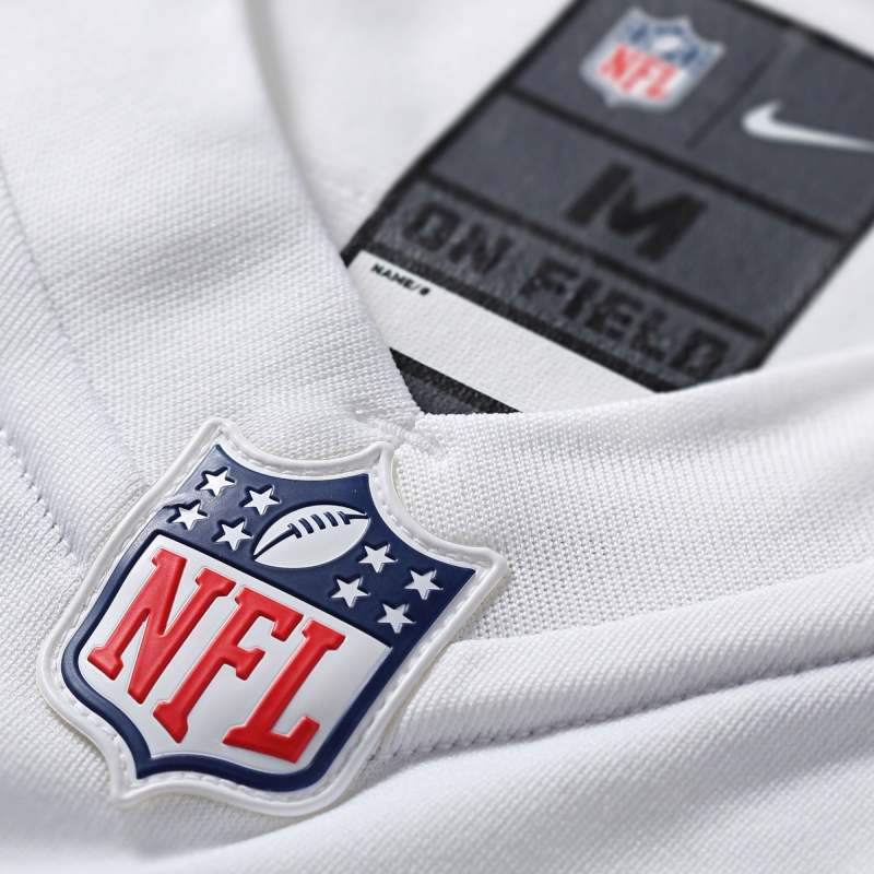 Mens Las Vegas Raiders Derek Carr White Game Jersey