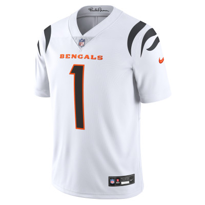 Men's Cincinnati Bengals Ja'Marr Chase White Vapor Untouchable Limited Jersey 02