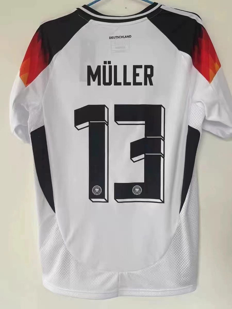 Thomas Müller Germany 24/25 Home Jersey review Jysewp 02