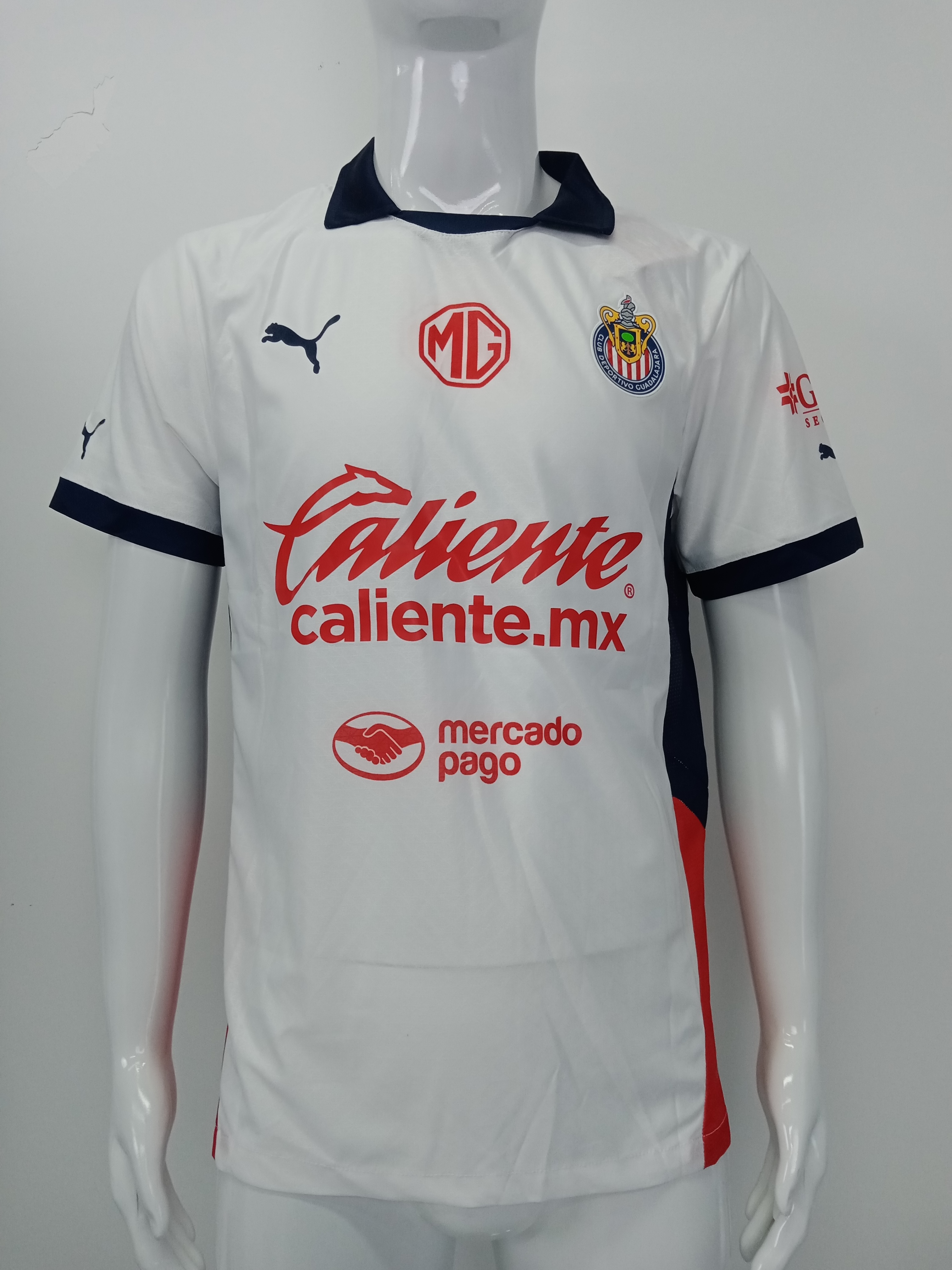 Men's Player Chicharito Chivas Away Jersey 24/25 review Jshsw 02