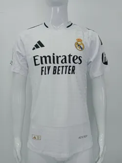 Vinicius Jr. Real Madrid 24/25 Player Home Jersey review Ojee 02