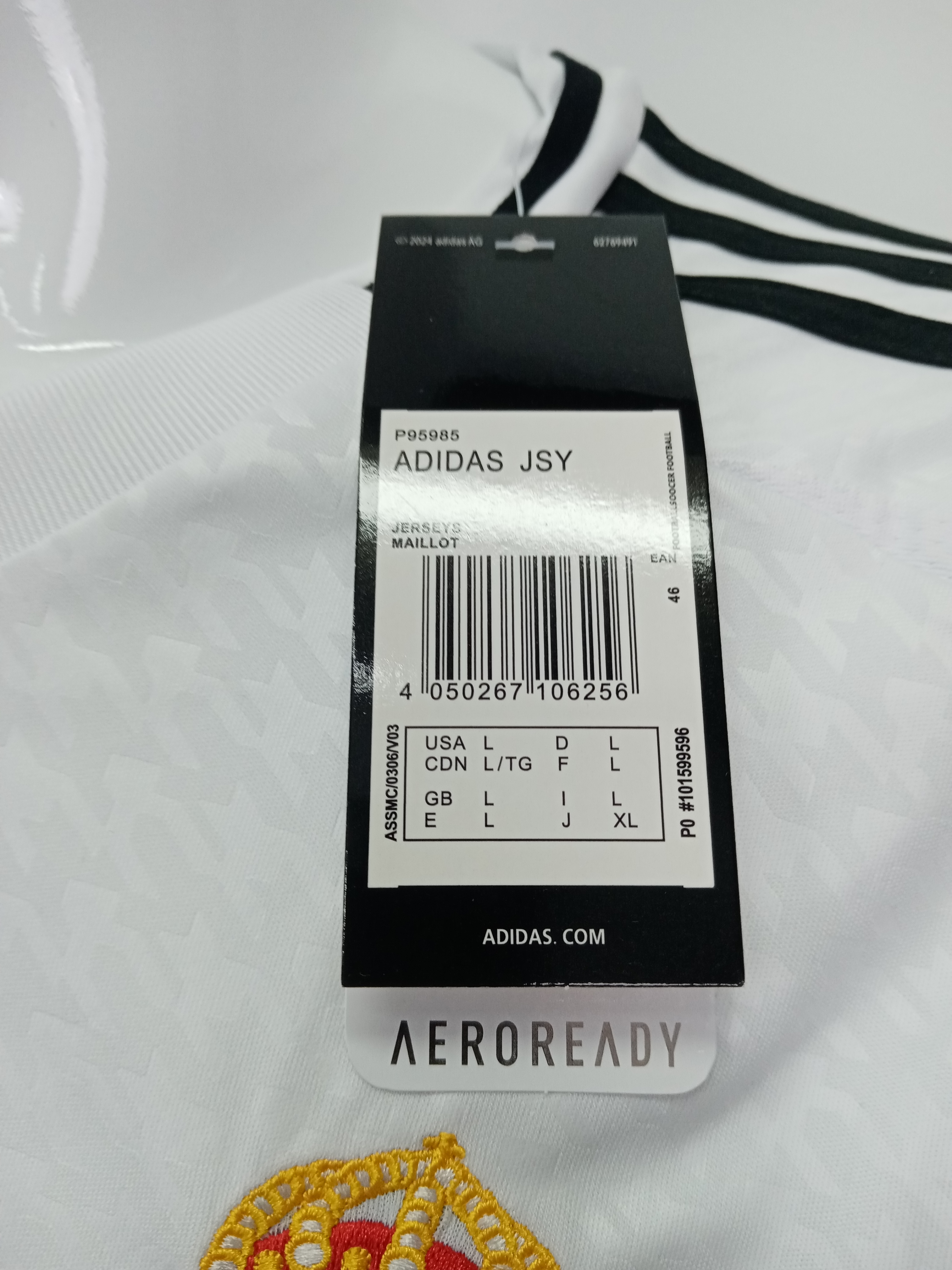 Kylian Mbappé Real Madrid 24/25 Replica Home Jersey review Ihds 04