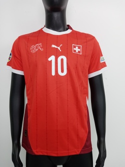 Granit Xhaka Switzerland 24/25 Home Jersey review Ojsdj 01