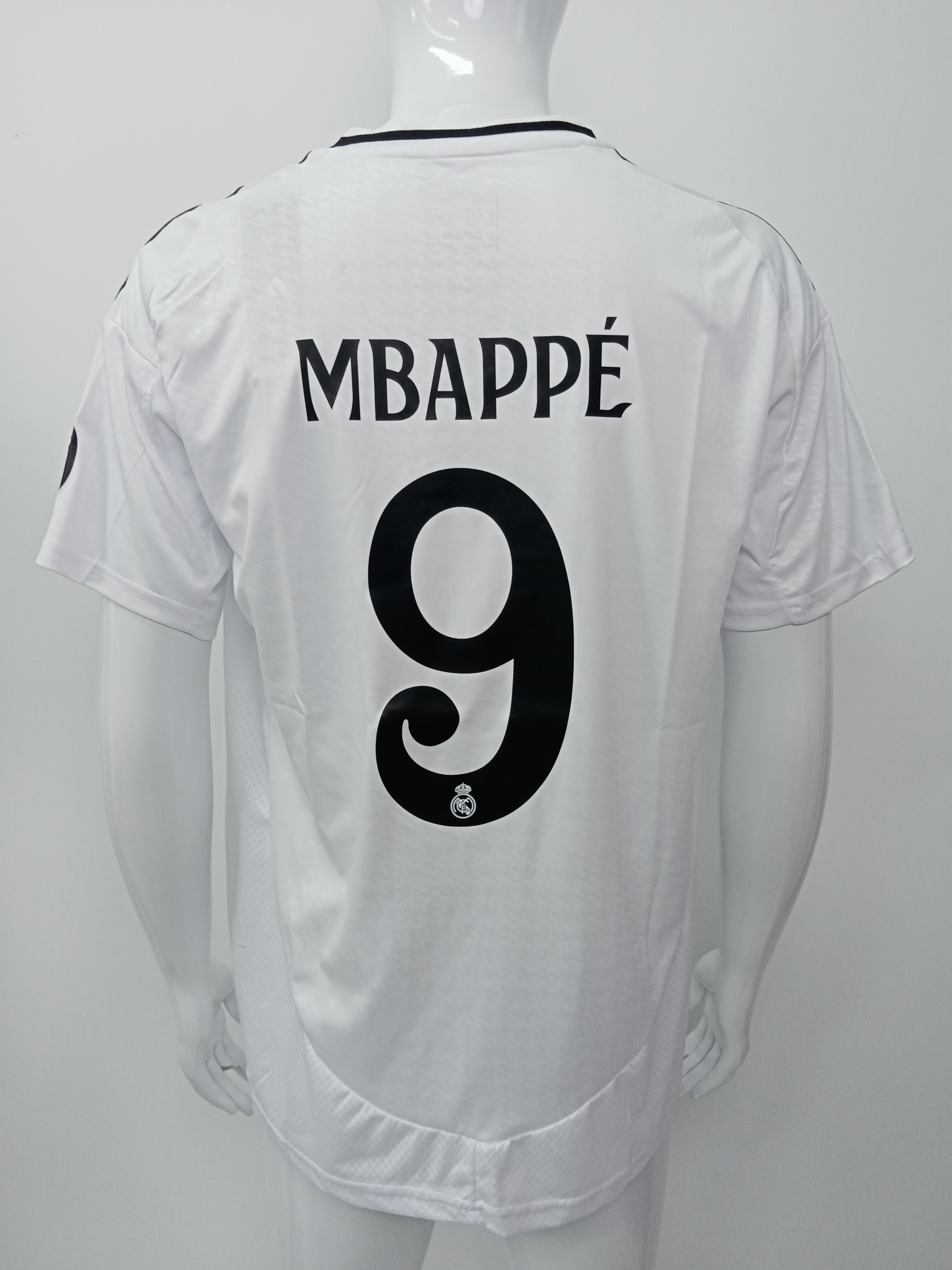 Kylian Mbappé Real Madrid 24/25 Replica Home Jersey review Gdbd 01