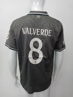 Federico Valverde Real Madrid 24/25 Third Jersey review Ljsjs 01