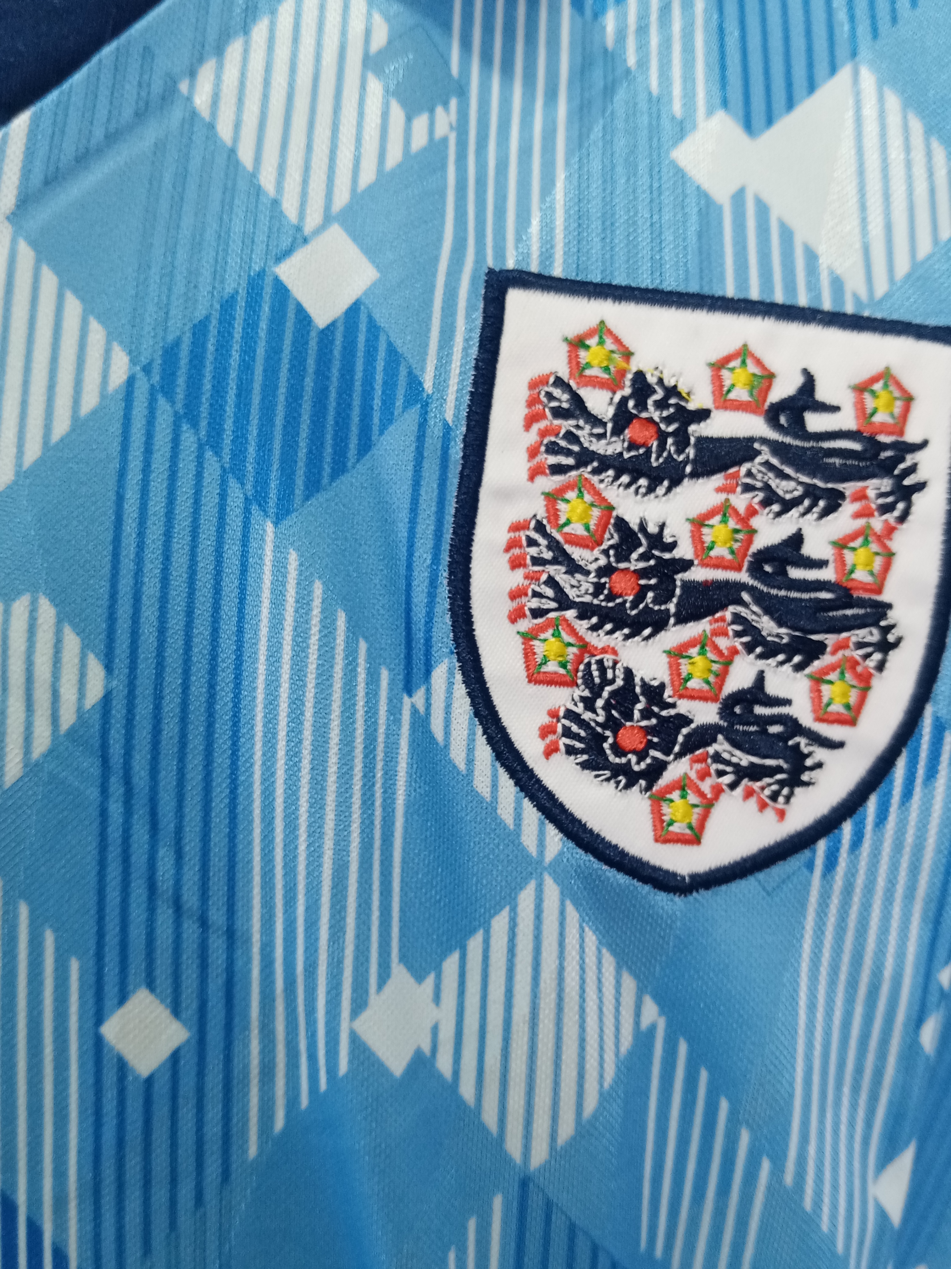 England 1990 World Cup Finals Third Shirt review hdgkd 03