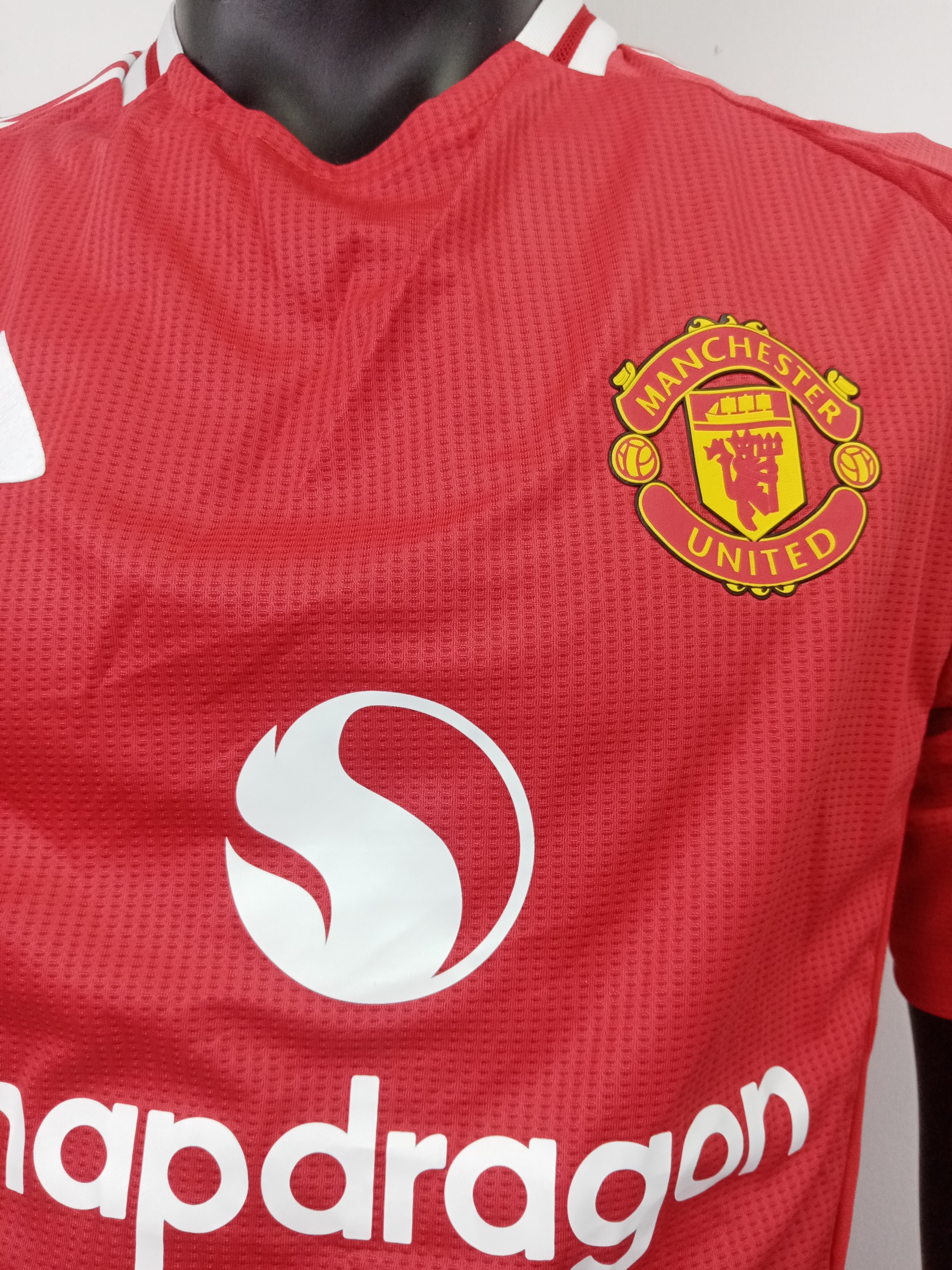 Bruno Fernandes Manchester United 24/25 Player Home Jersey review Mndg 03