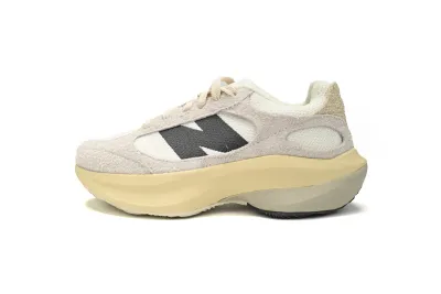 POP  UWRPDMOB AURALEE x New Balance Warped Runner 01