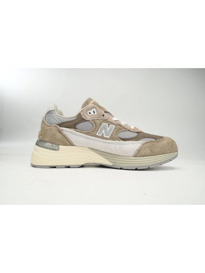 POP  New Balance 992 Levi's Grey M992LV 02