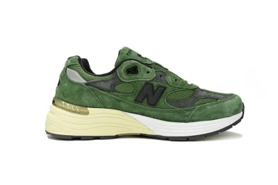POP  New Balance 992 JJJJound Green  M992JJ 02