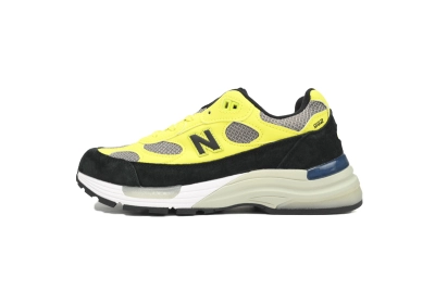 POP  New Balance 992 Black And Yellow M992FG 01