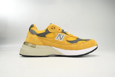 POP  New Balance 992 Yellow Grey M992BB 02