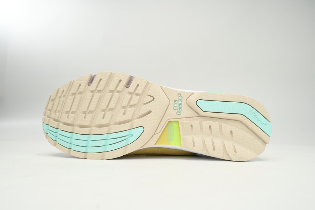 POP  New Balance 992 Yellow Beige M992AB