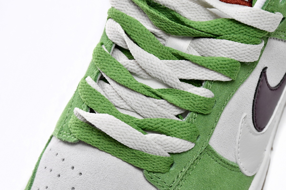 PKGoden  Dunk Low SE“85” Vlad,DO9457-103