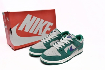 PKGoden  Dunk Low SE 85 Neptune Green, DO9457-101 01
