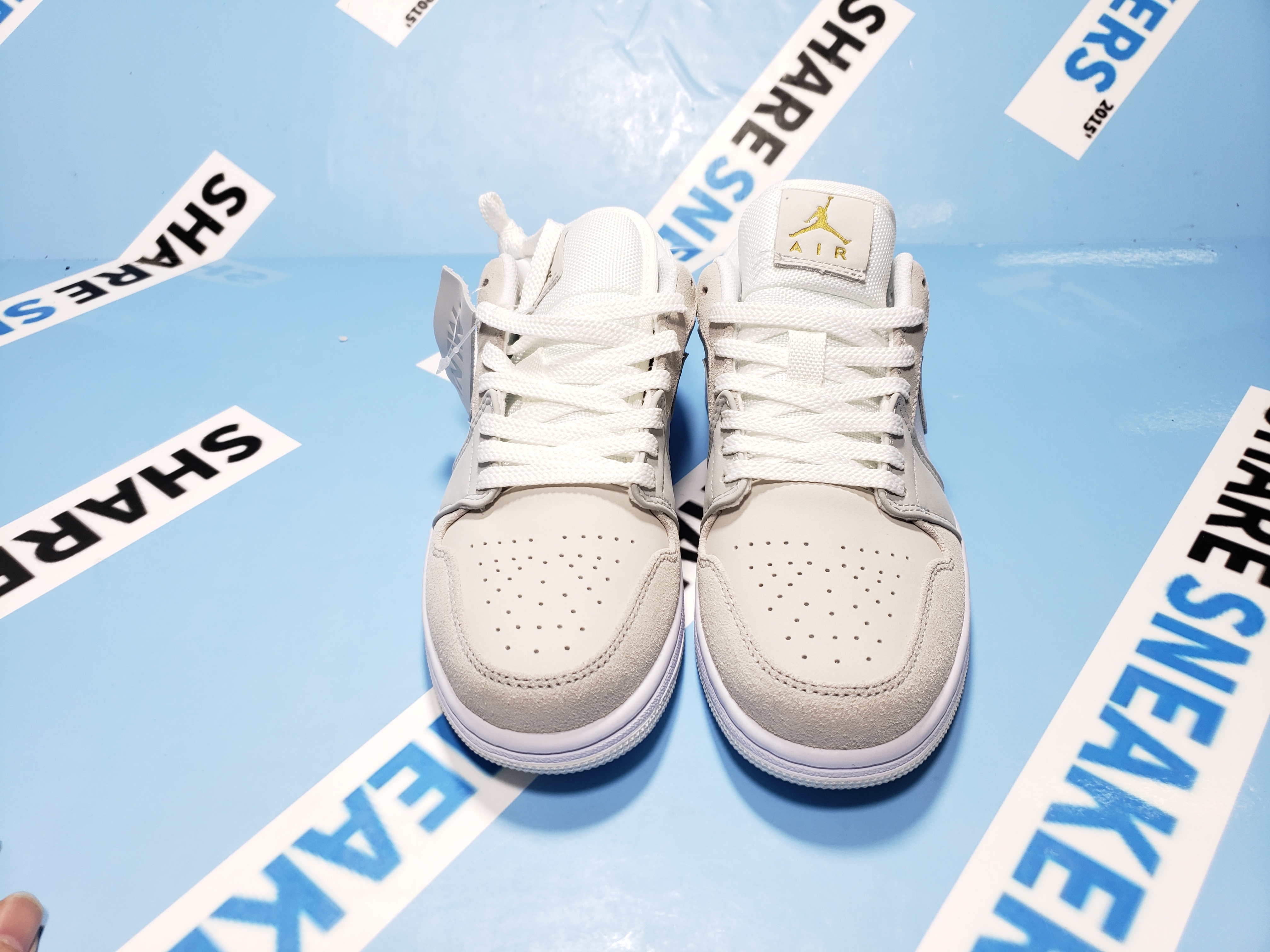 POP Jordan 1 Low Paris, CV3043-100