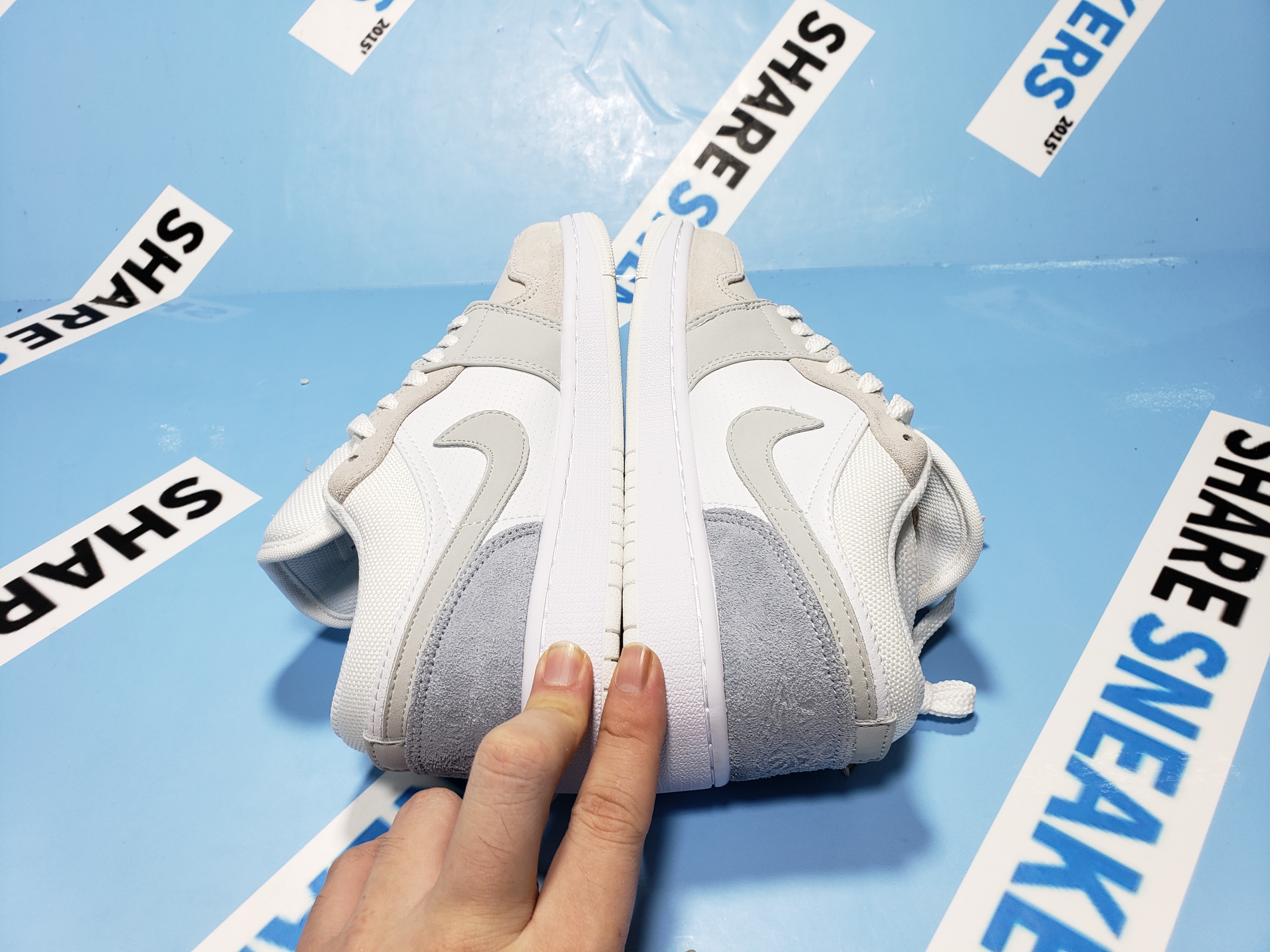 POP Jordan 1 Low Paris, CV3043-100