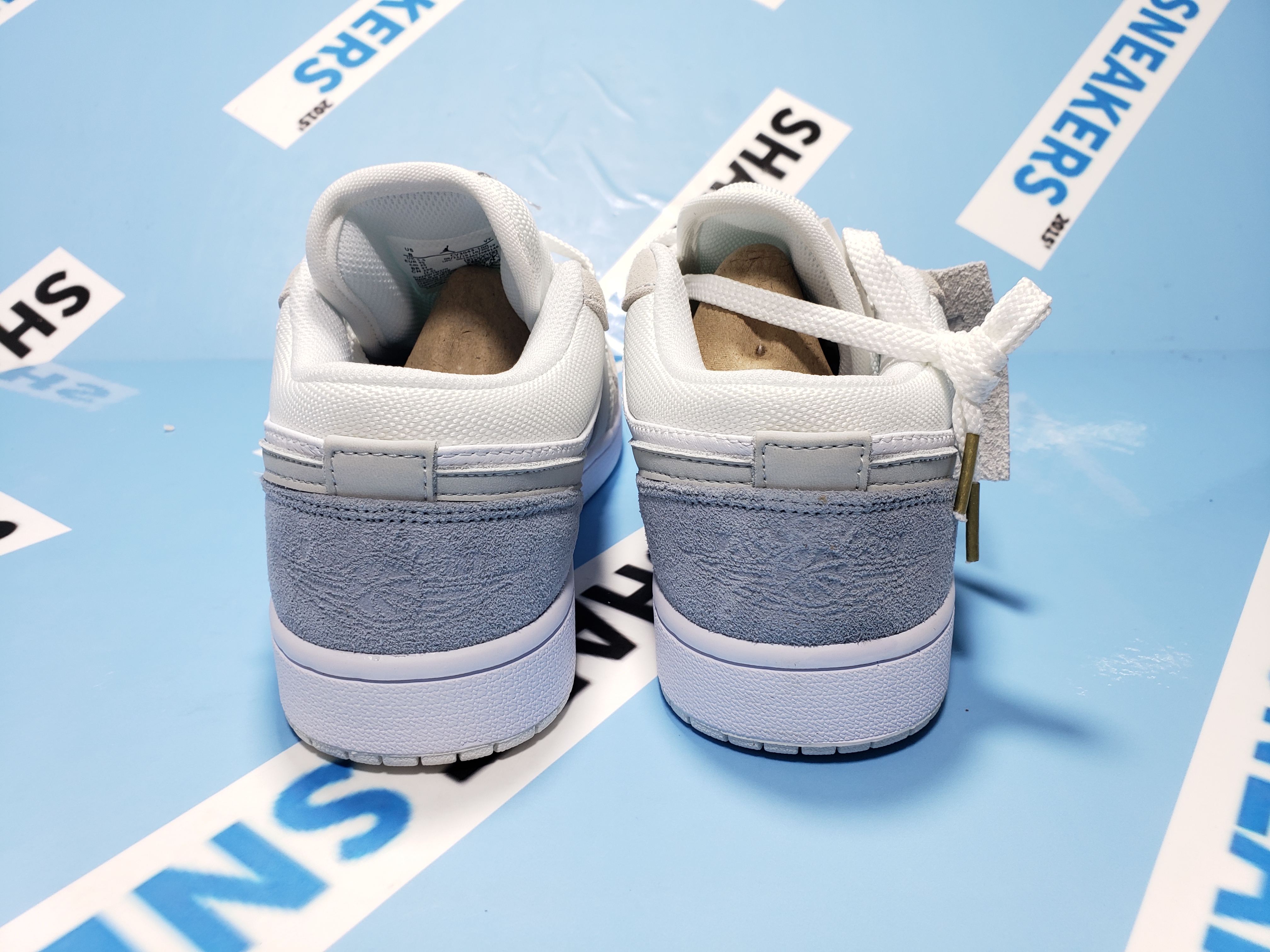 POP Jordan 1 Low Paris, CV3043-100