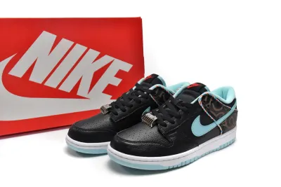 PKGoden  SB Dunk Low Barber Shop - Black, DH7614-001 01