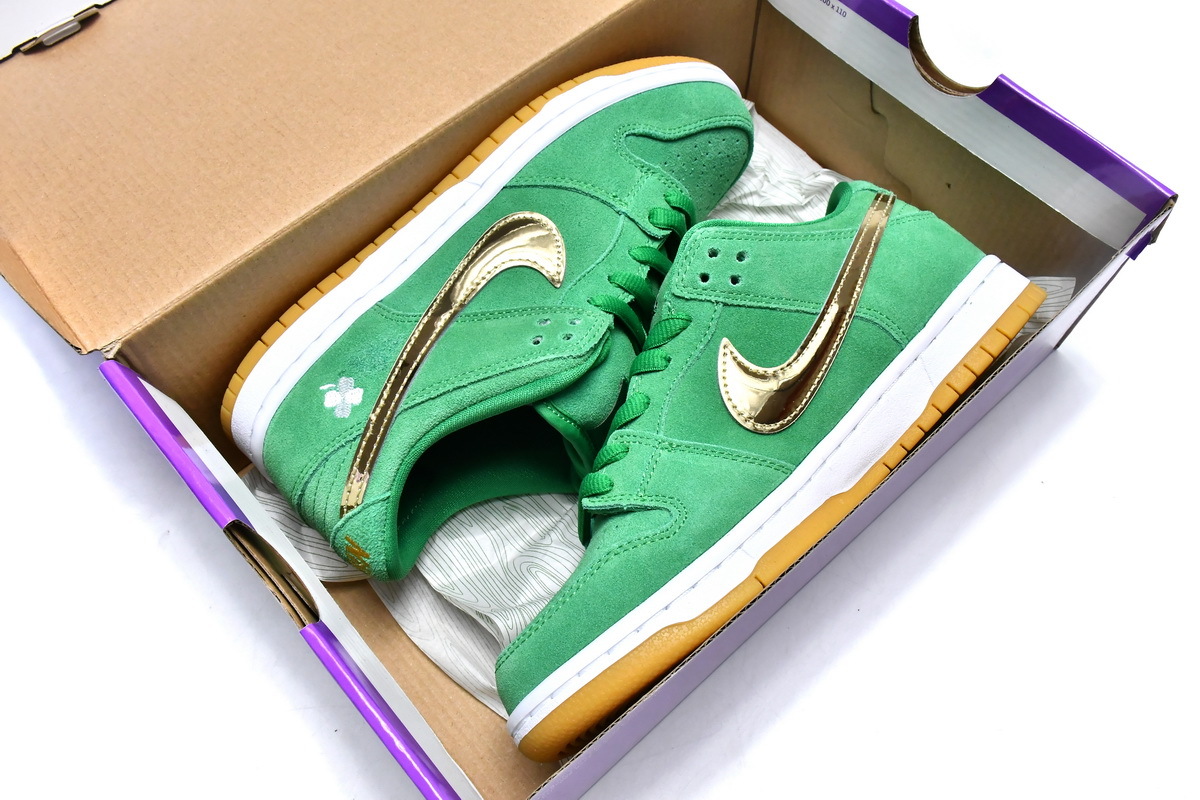 PKGoden  SB Dunk Low Pro St. Patrick's Day (2022),  BQ6817-303