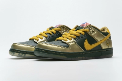 PKGoden  Dunk SB Low Doernbecher (2018) ,  BV8740-377 01