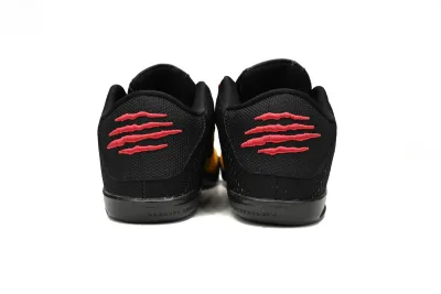 POP  Kobe 11 Elite Low Bruce Lee 02