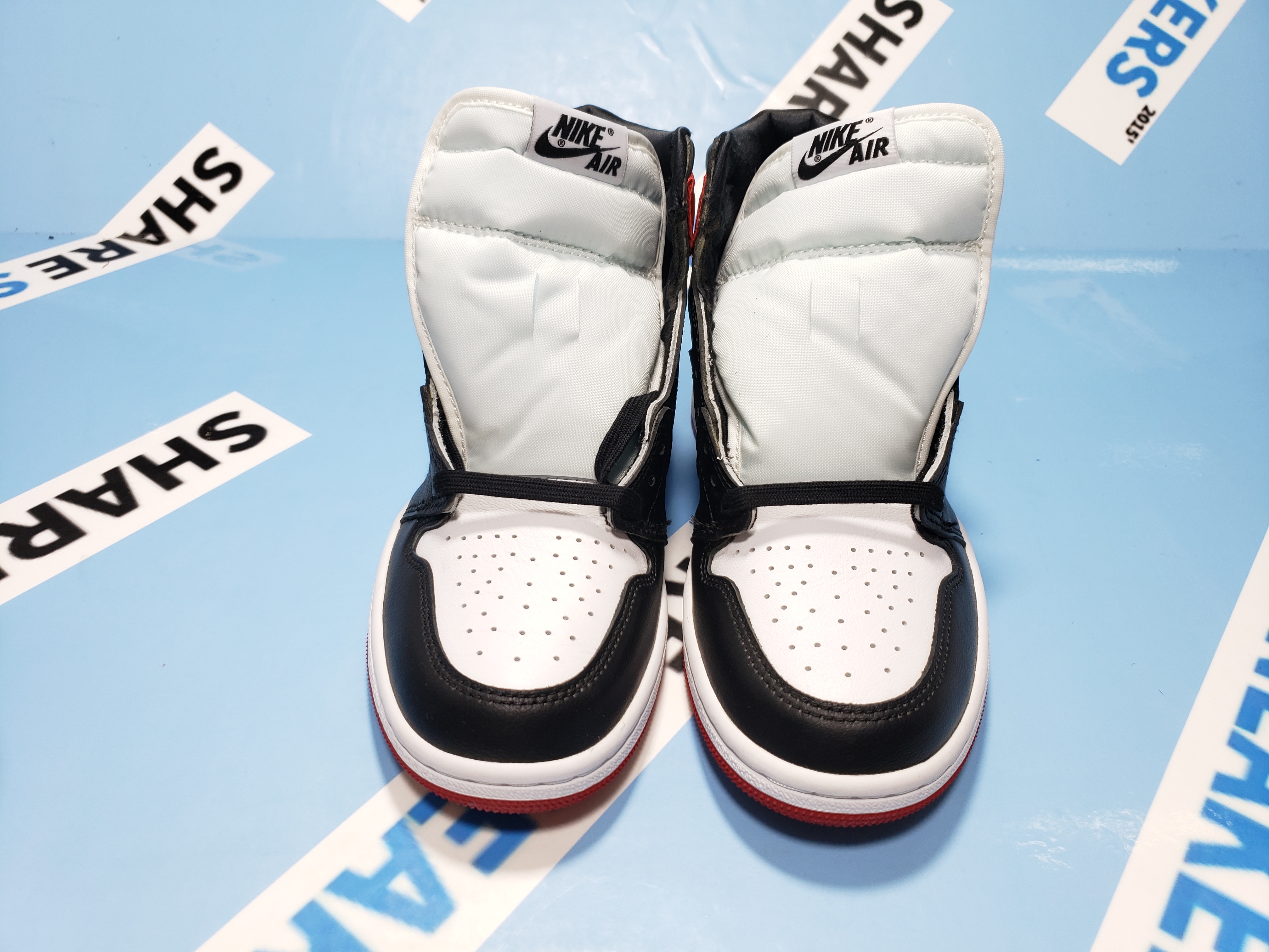 PKGoden  Air Jordan 1 Retro High Satin Black Toe (W),   CD0461-016