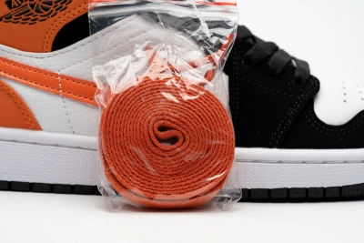 POP  Air Jordan 1 Mid Shattered Backboard (GS), 554725-058 02