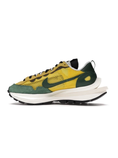PKGoden  Vaporwaffle sacai Tour Yellow Stadium Green, CV1363-700 01