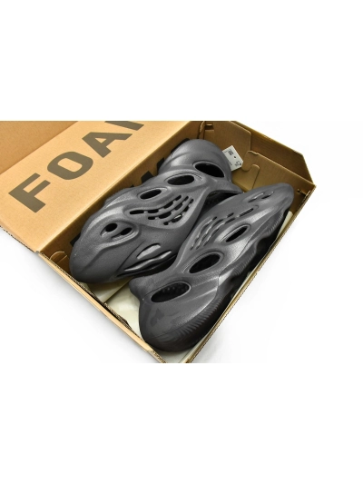POP  Yeezy Foam RNR Onyx, HP8739 02