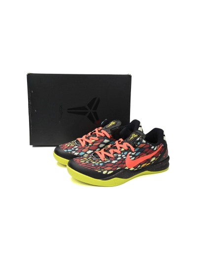 PKGoden  Kobe 8 System GC Christmas Solid Outsole (Asia Release) (2012) 01