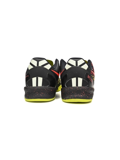 PKGoden  Kobe 8 System GC Christmas Solid Outsole (Asia Release) (2012) 02