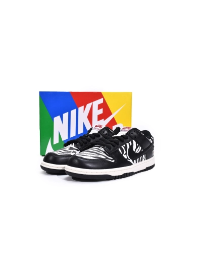 PKGoden  Dunk SB Low Zebra Quartersnacks, DM3510-001 01