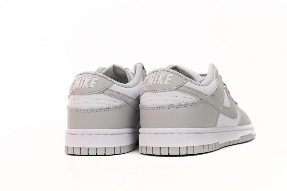 9.99$ get this pair as 2nd pair, buy 1 pair of firstly! Dunk SB Low Grey Fog, DD1391-103
