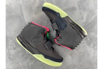 PKGoden   Air Yeezy 2 Solar Red, 508214-006 02