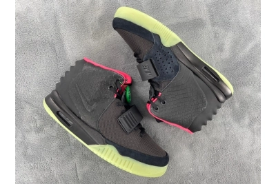 PKGoden   Air Yeezy 2 Solar Red, 508214-006 02