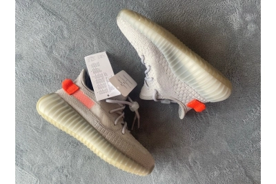 POP  KIDS Yeezy Boost 350 V2 Tail Light, FX9017 01