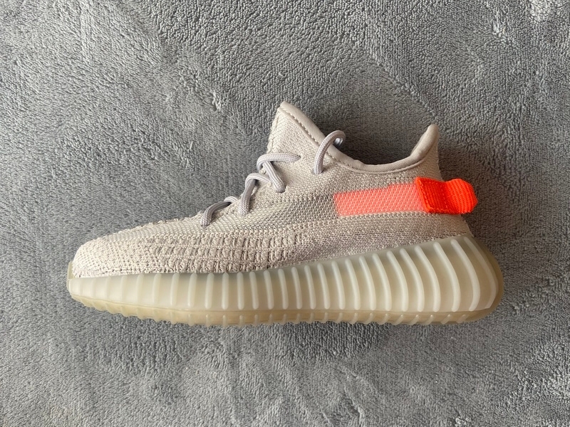 POP  KIDS Yeezy Boost 350 V2 Tail Light, FX9017