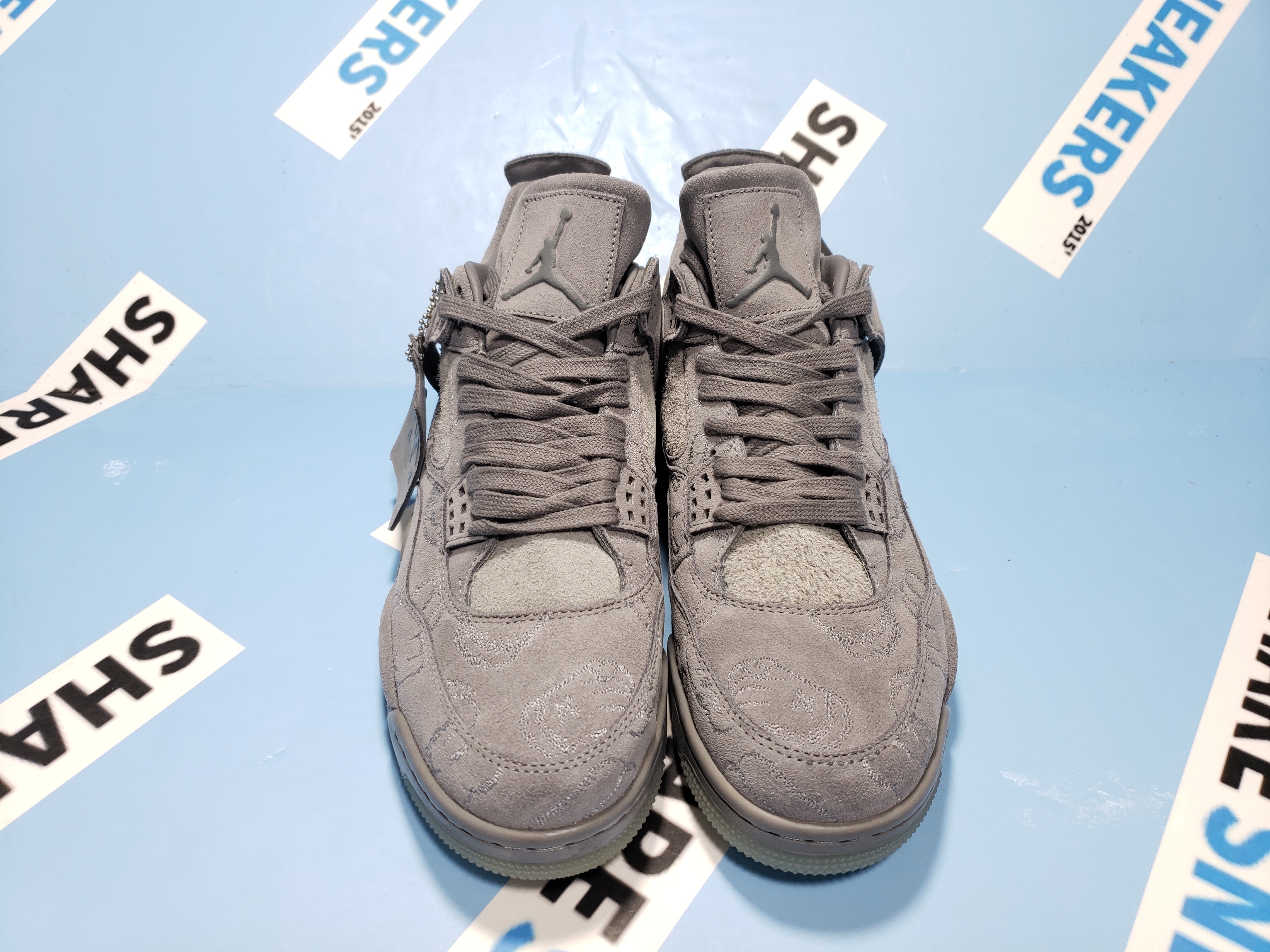 PKGoden KAWS X Air Jordan 4 Retro, 930155-003