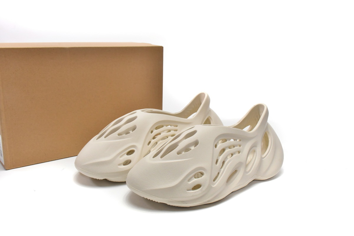 POP  Yeezy Foam Runner Ararat, G55486 