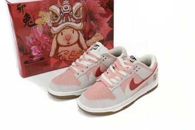 PKGoden  SB Dunk Low Year of the Rabbit, DO9457-100 01