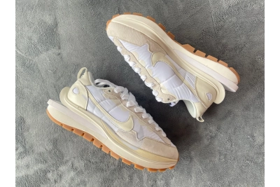 PKGoden  Sacai x Nike VaporWaffle White,  DD1875-100 02