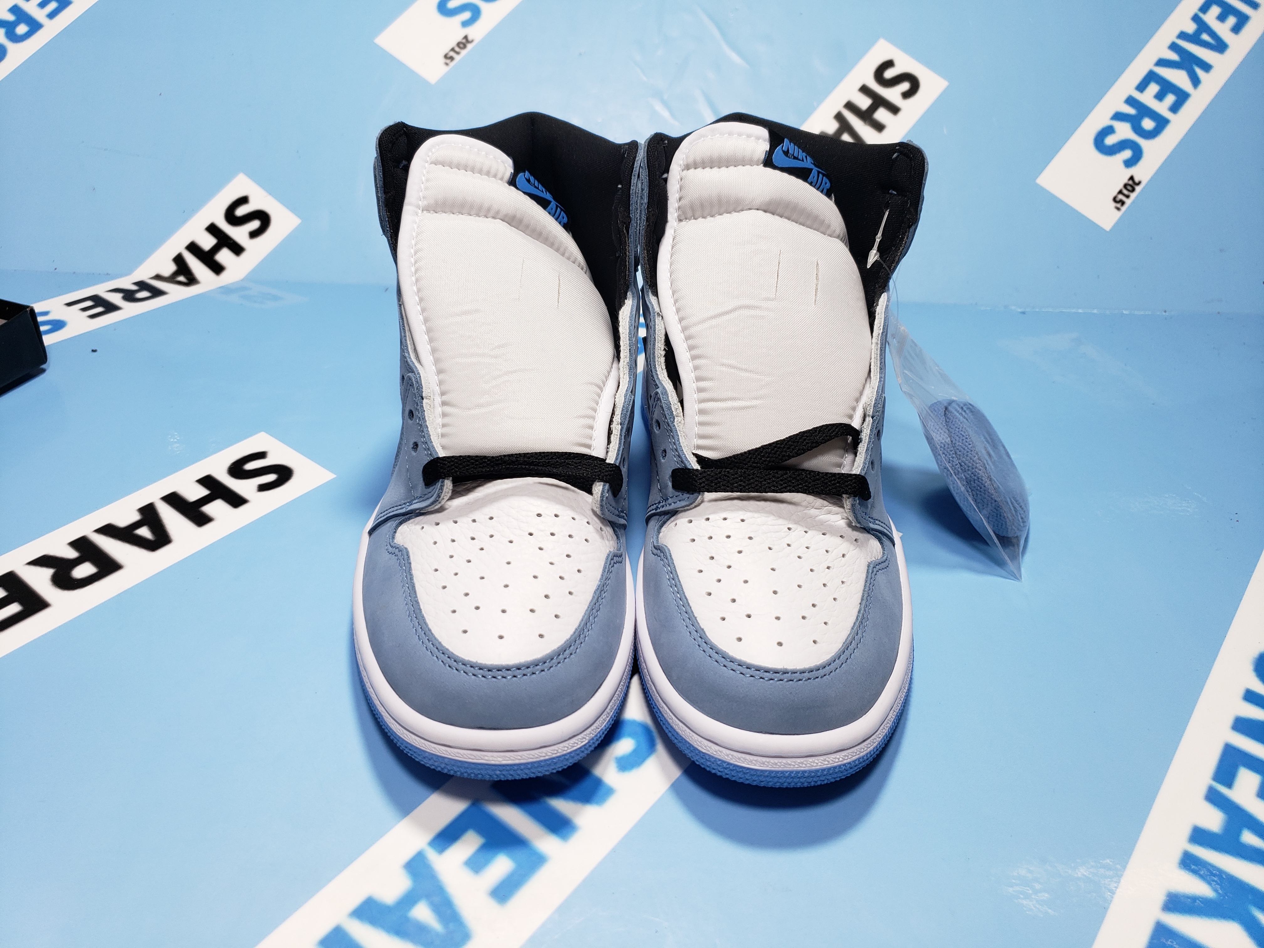 POP  Jordan 1 High OG University Blue 555088-134